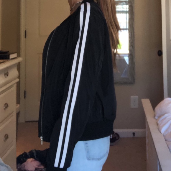 jacket - Picture 2 of 2